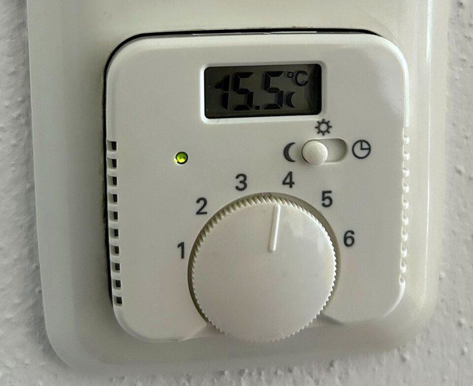 Thermostat mural pour piloter le chauffage pièce par pièce